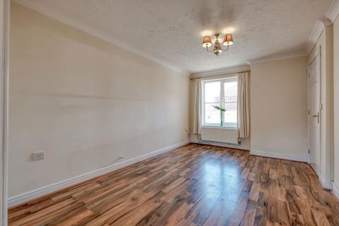 12 Finmere Way, Shirley, Solihull, B90 3SS
