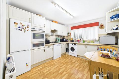 3 bedroom apartment for sale, York House, Hendon NW4