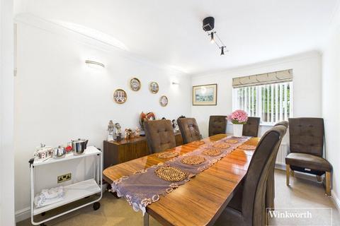 3 bedroom apartment for sale, York House, Hendon NW4