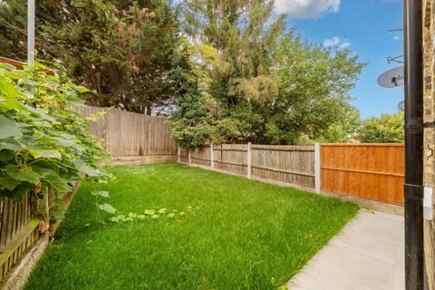 2 bedroom flat for sale, Drayton Road, London NW10