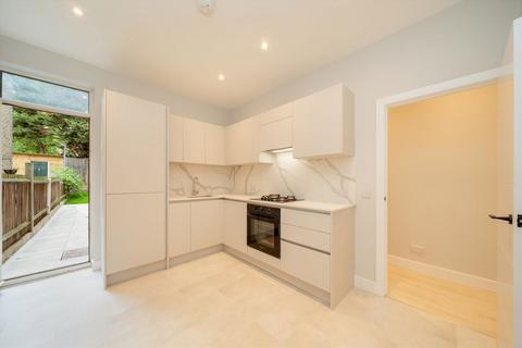 2 bedroom flat for sale, Drayton Road, London NW10