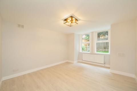 44a Drayton Road, London, NW10 4EL