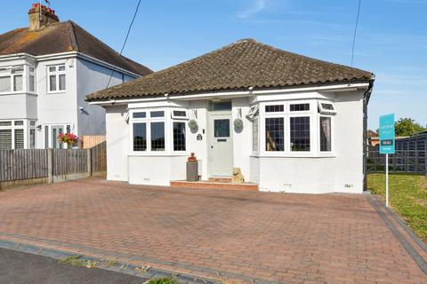 2 bedroom bungalow for sale, Stambridge Road, Rochford, Essex, SS4