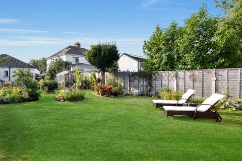 2 bedroom bungalow for sale, Stambridge Road, Rochford, Essex, SS4