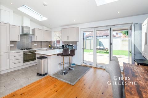 5 bedroom semi-detached house to rent, Grove Way, Uxbridge, UB8