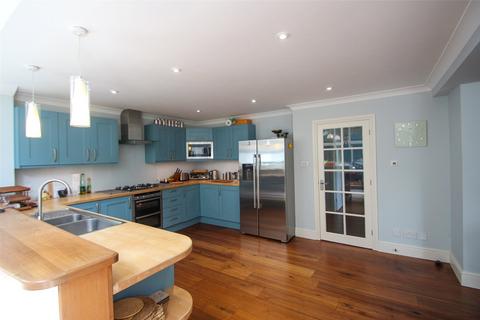undefined, Solent Meadows, Hamble, Southampton, Hampshire, SO31