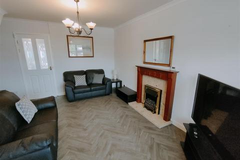 undefined, Manor Gardens, Nantwich