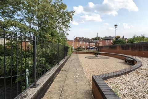 undefined, Silk Lane, Reading RG10