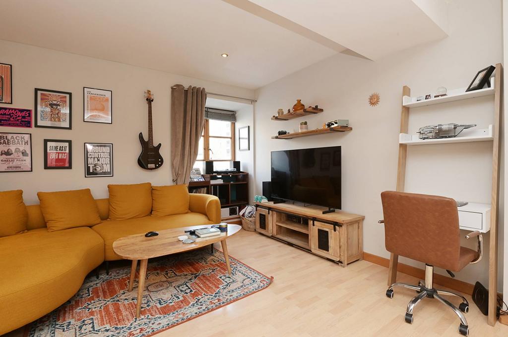 MFL0245275 677.jpg