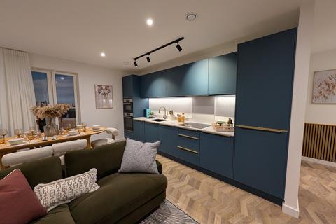 3 bedroom apartment for sale, Woodhill, London SE18