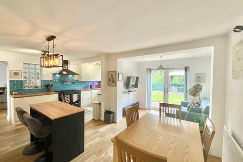 3 bedroom detached house for sale, Sandbach Road, Rode Heath, ST7