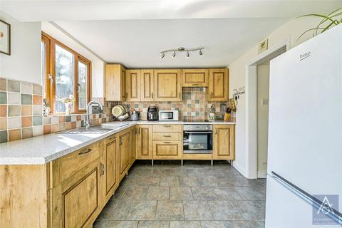 3 bedroom end of terrace house for sale, Main Street, Buckingham MK18