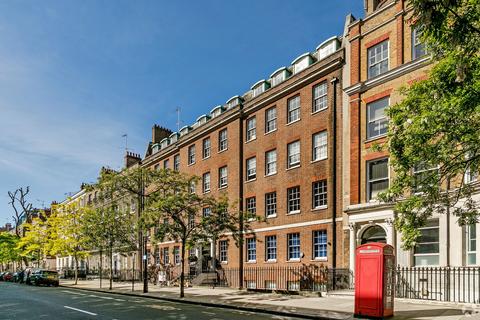 Office to rent, 26-28 Bedford Row London WC1R 4HE
