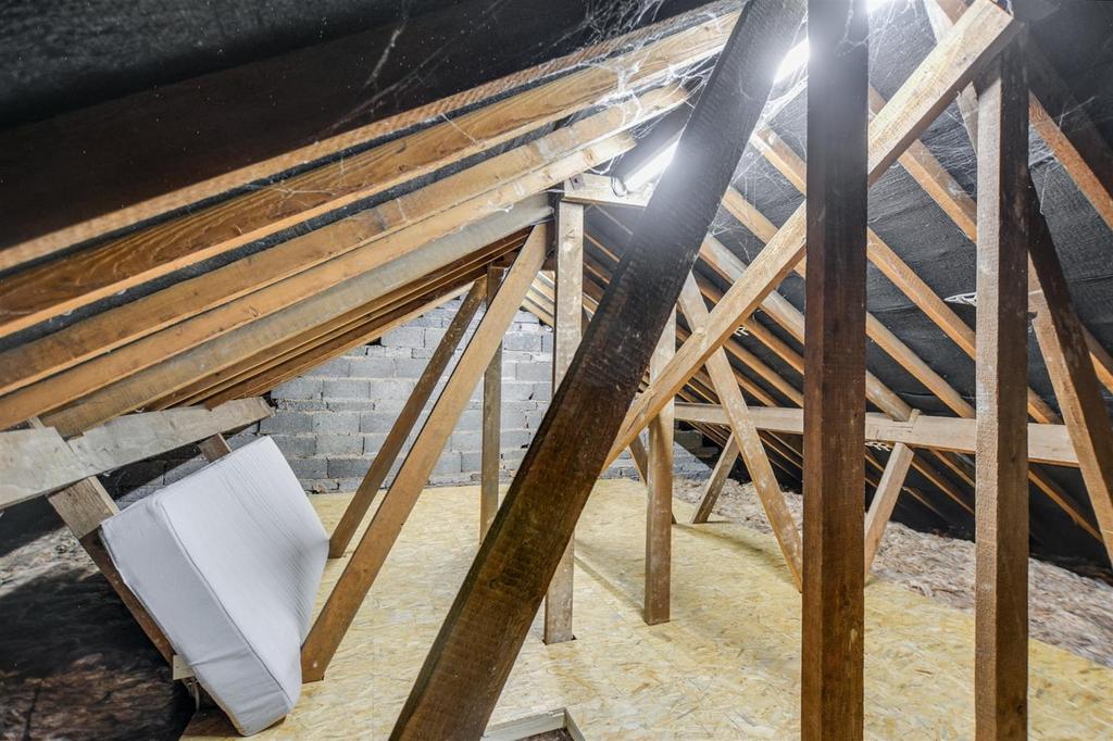 Attic 2.jpeg