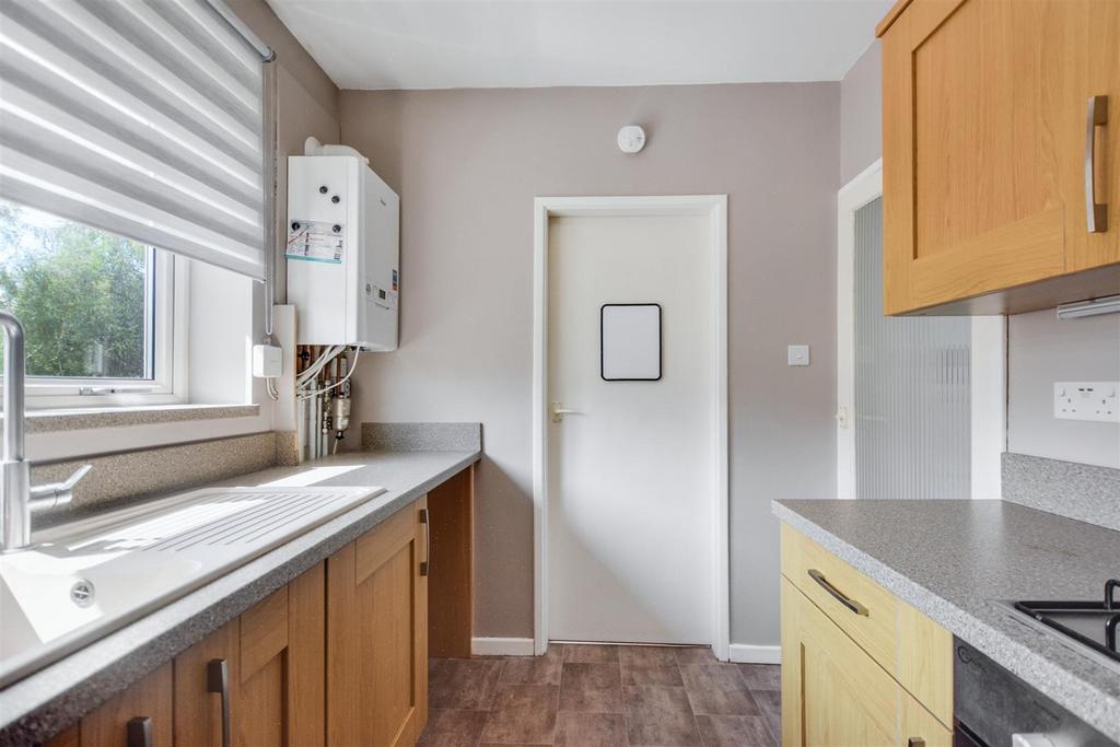 Kitchen 1.jpeg