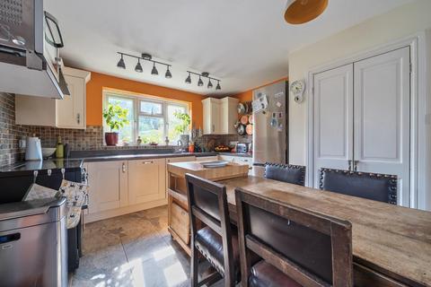 4 bedroom end of terrace house for sale, Kennington Road, Willesborough, Ashford TN24