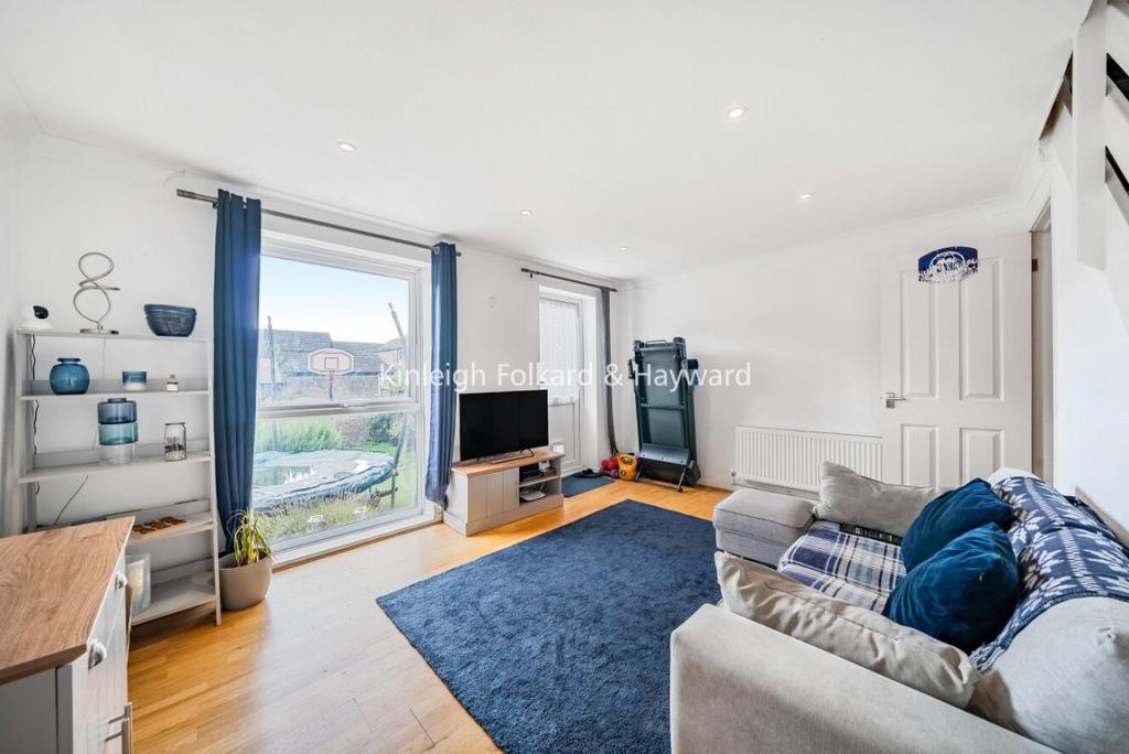 C42080cb-844a-4b42-b