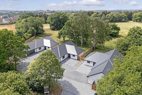 3 bedroom detached bungalow for sale, Rectory Lane, Rivenhall CM8