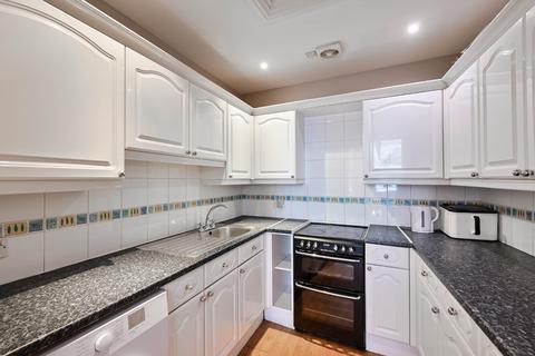 2 bedroom flat to rent, Low Ousegate, York, North Yorkshire, YO1