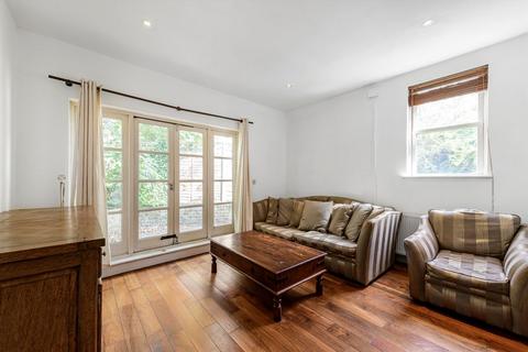 3 bedroom flat for sale, West Hill, London SW15