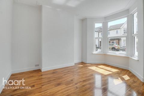 3 bedroom terraced house for sale, Central Avenue, Southend-on-Sea