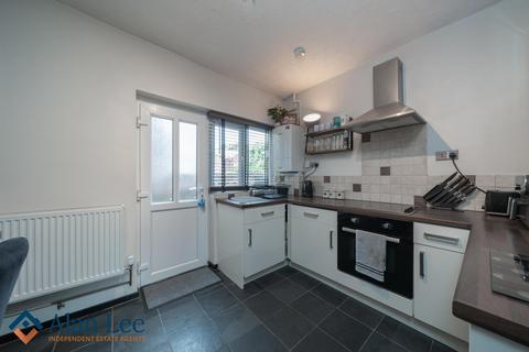 3 bedroom terraced house for sale, Great King Street, Macclesfield, SK11 6PL