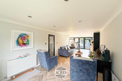 167 Hill Hook Road, Sutton Coldfield, B74 4XH