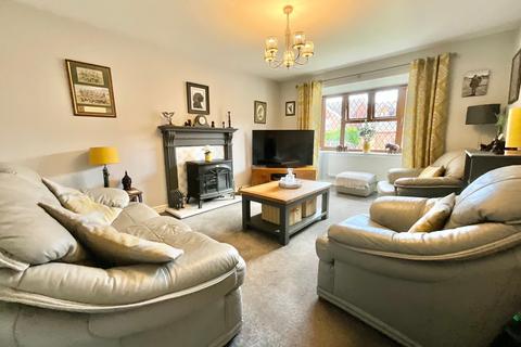 5 Glebe Gardens, Cheadle, Stoke-on-trent, ST10 1YW