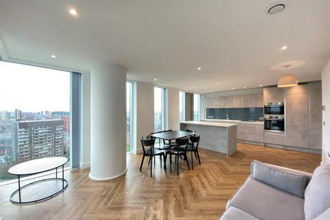 2 bedroom apartment to rent, Elizabeth Tower, Silvercroft Street, Manchester