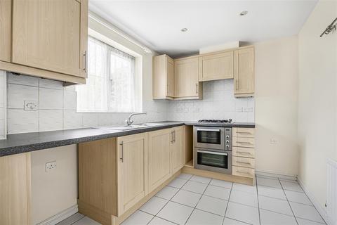 undefined, Bluebell Gardens, Emmer Green, Reading