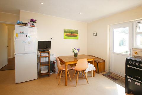 undefined, Ruette de la Tour, Castel, Guernsey, GY5