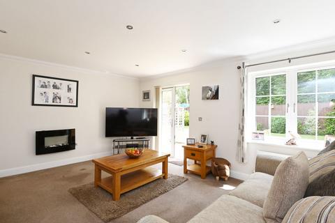 16 Post Mill Lane, Fressingfield, Eye, IP21 5BL