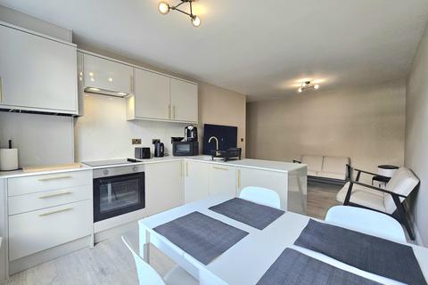 2 bedroom apartment to rent, Cornwallis Road, London, SE18