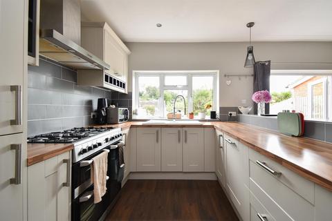 3 bedroom semi-detached house for sale, Old London Road, Hastings