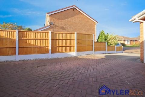 4 bedroom detached bungalow for sale, Lessingham Road, Widnes, WA8