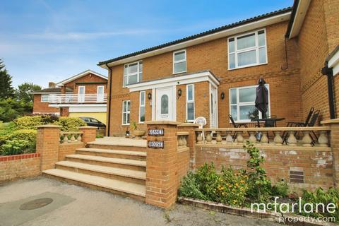 undefined, Tithe Barn Crescent, Swindon SN1