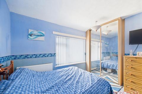 3 bedroom semi-detached house for sale, Yale Grove, Wrexham