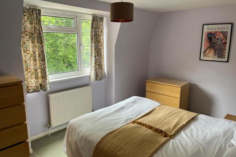 7 Knighton Close, Caversham, Reading, RG4 7SZ