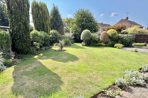 2 bedroom detached bungalow for sale, Leicester LE3