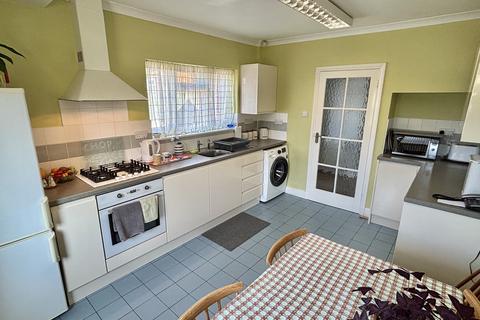 2 bedroom detached bungalow for sale, Leicester LE3
