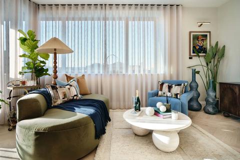 1 bedroom apartment for sale, Chalk Farm Road, London, NW1