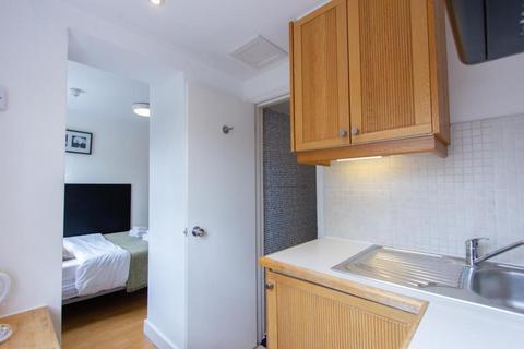 Studio to rent, North Gower Street, Euston, London, NW1