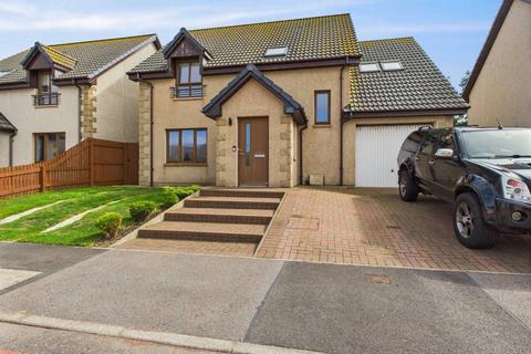 21 Ewen Crescent, Macduff, AB44 1RH