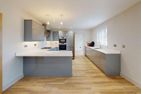 4 bedroom detached house for sale, High House Lane, Tonbridge TN11
