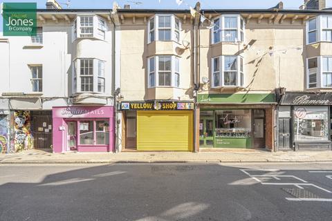 2 bedroom maisonette to rent, Montague Street, Worthing, West Sussex, BN11
