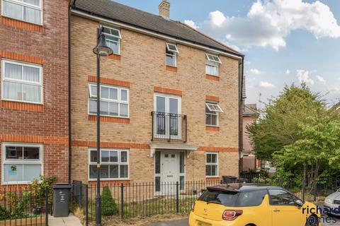 6 bedroom terraced house for sale, Redhouse, Swindon SN25