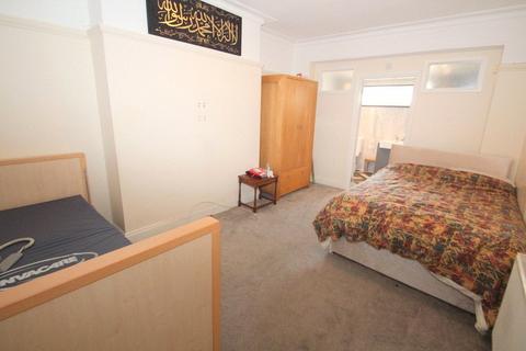 5 bedroom terraced house for sale, Roxburgh Terrace, Whitley Bay, NE26