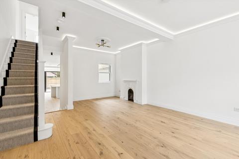 65 Whellock Road, London, W4 1DY