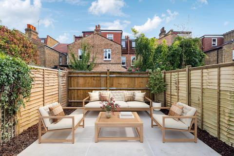 65 Whellock Road, London, W4 1DY