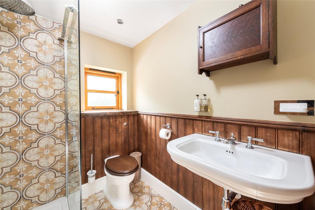 Family Shower Room